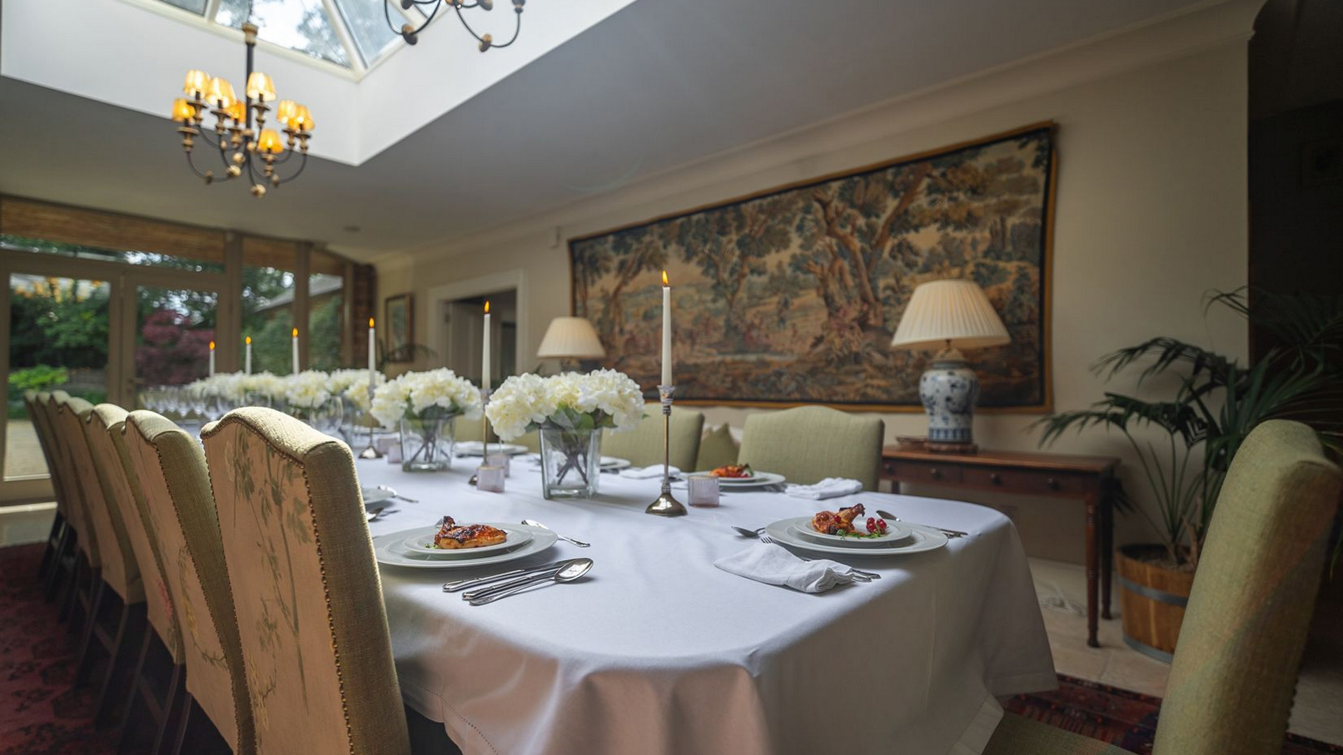 Luxury Lodge Tinakilly